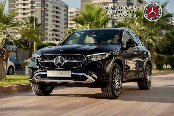 So Sánh Volvo XC60 B6 Ultra 2025 và Mercedes-Benz GLC 200 4MATIC 2025