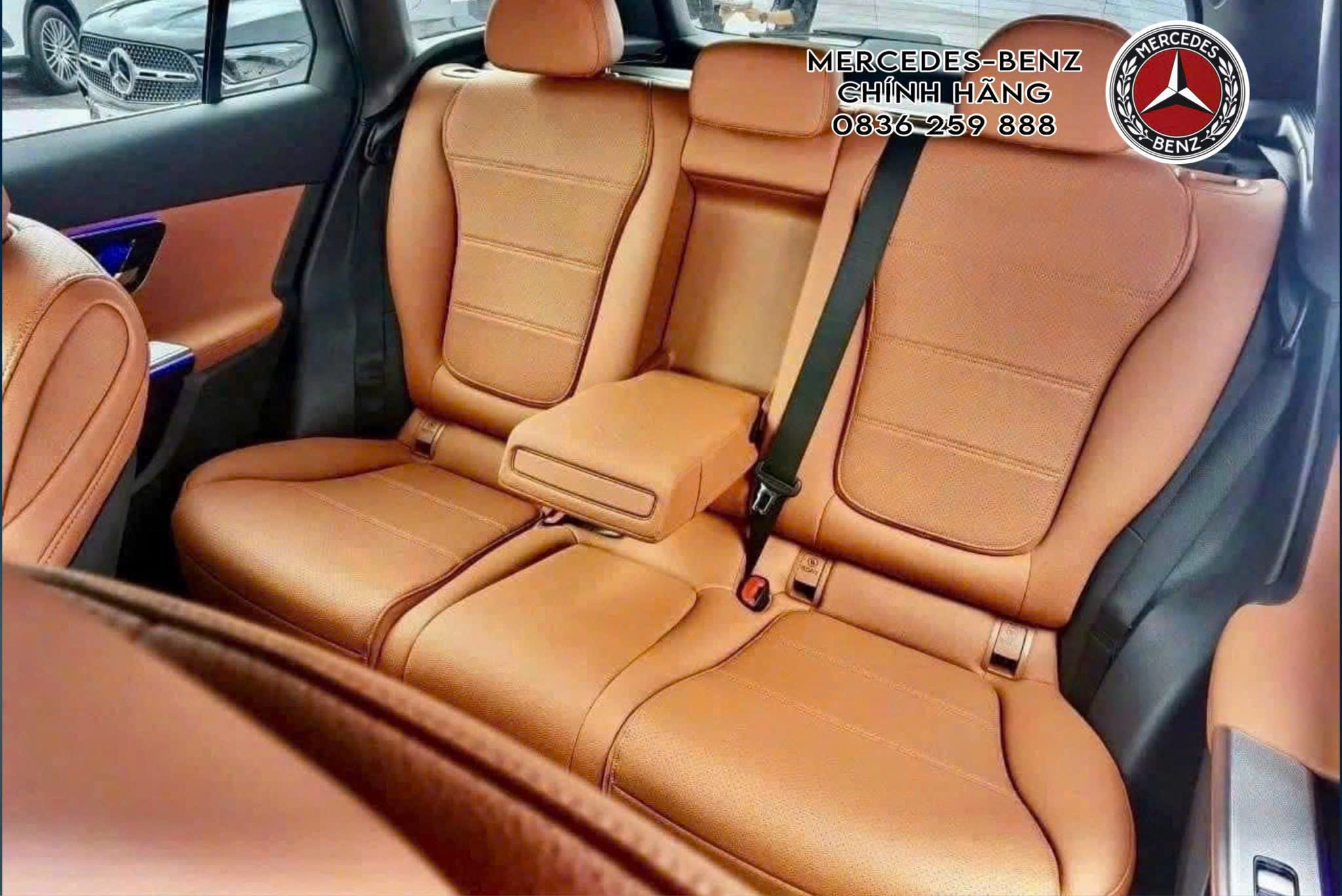 So Sánh Volvo XC60 B6 Ultra 2025 và Mercedes-Benz GLC 200 4MATIC 2025