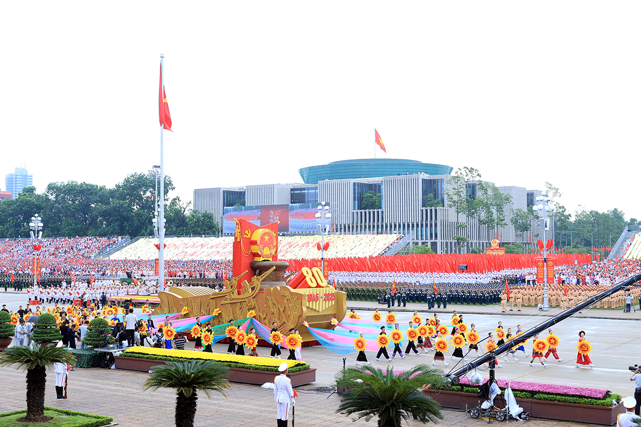 TOÀN CẢNH: TỔNG DUYỆT DIỄU BINH, DIỄU HÀNH A80