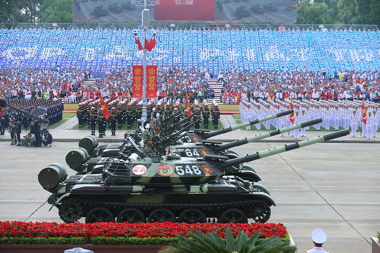 Phiên bản xe tăng T-54B được cải tiến, nâng cấp - Ảnh: VGP/Nhật Bắc