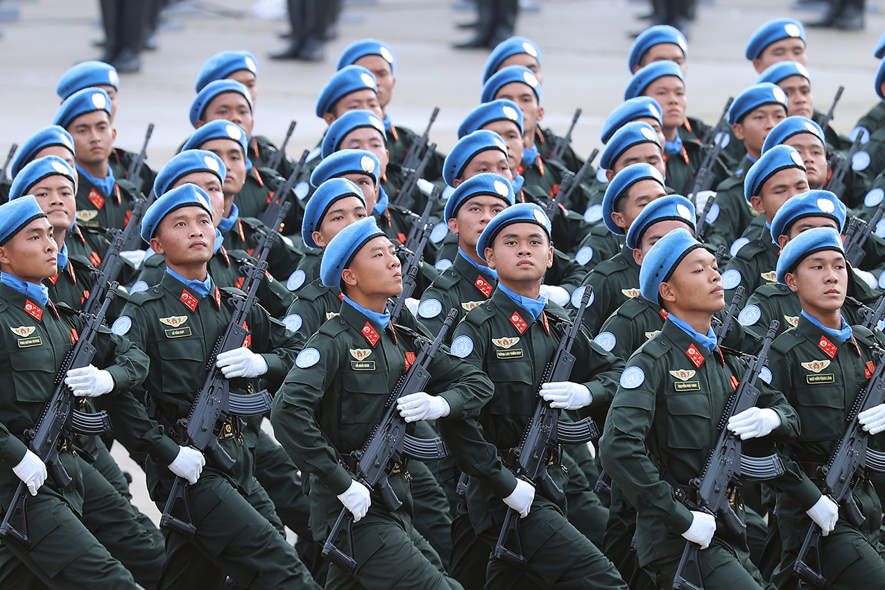 Khối nam sĩ quan Cảnh sát Gìn giữ hòa bình - Ảnh: VGP/Nhật Bắc