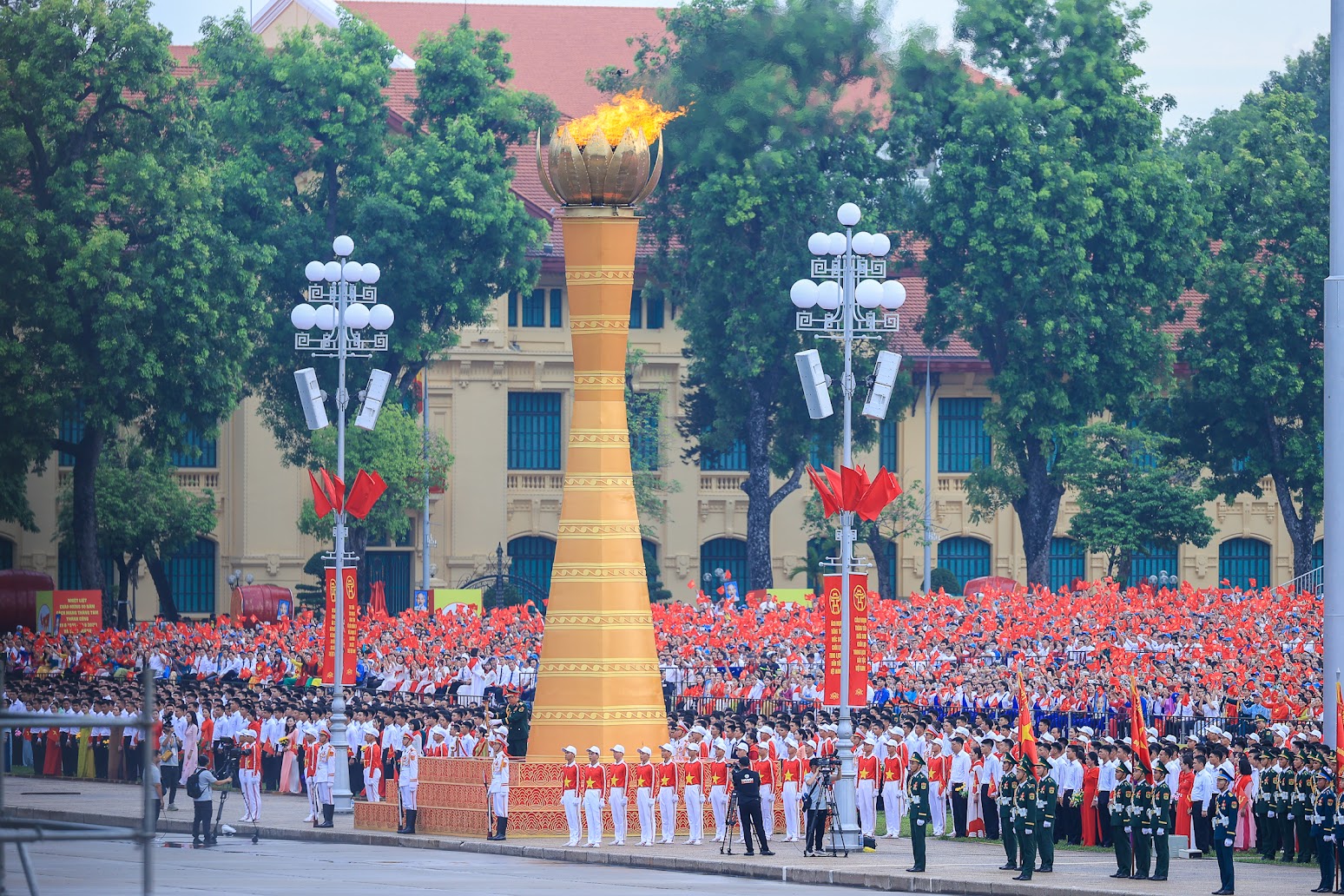 TOÀN CẢNH: TỔNG DUYỆT DIỄU BINH, DIỄU HÀNH A80