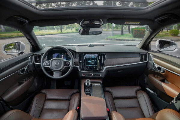 TẦM QUAN TRỌNG CỦA HỆ THỐNG LỌC KHÔNG KHÍ CLEANZONE TRÊN XE VOLVO TRONG ĐÔ THỊ VIỆT NAM