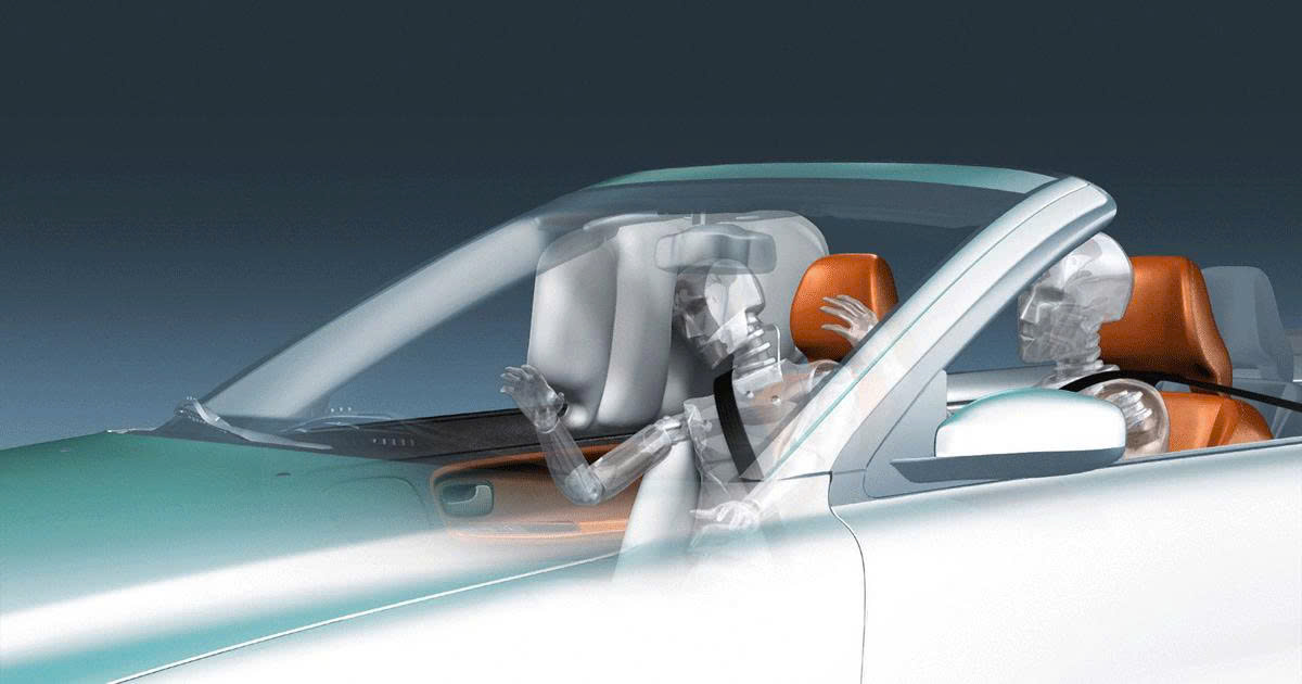 Sự phối hợp giữa túi khí hông và rèm tạo “ổ đệm” bảo vệ đầu, cổ và thân