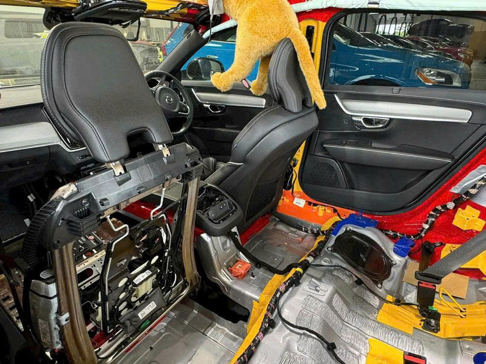 Thép Boron trên xe Volvo: “Lá chắn bất hoại” bảo vệ sự sống