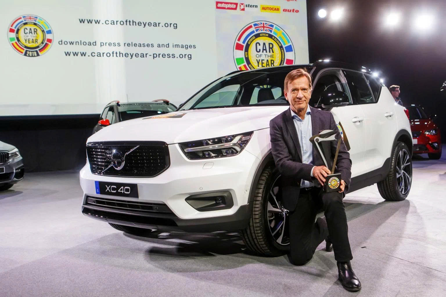 Thép Boron trên xe Volvo: “Lá chắn bất hoại” bảo vệ sự sống