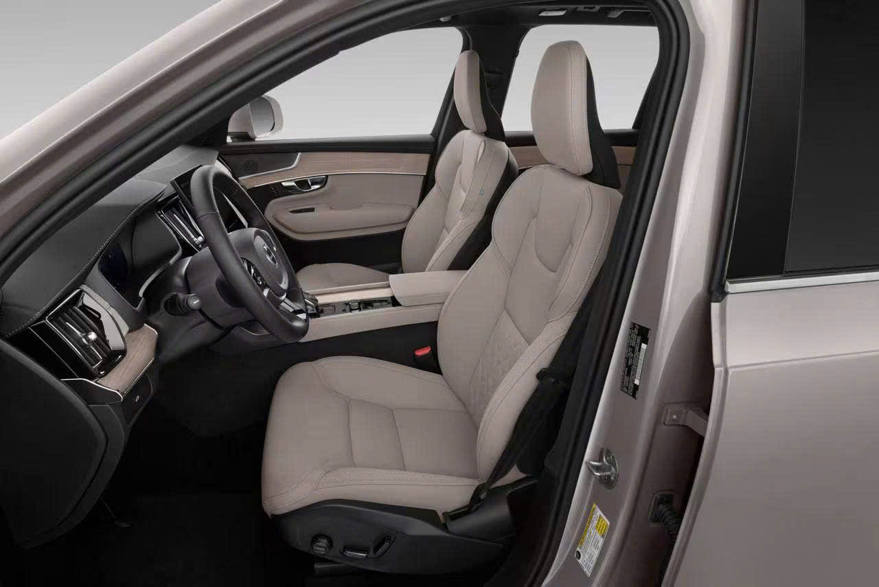 Volvo XC90 ULTRA B5 2026