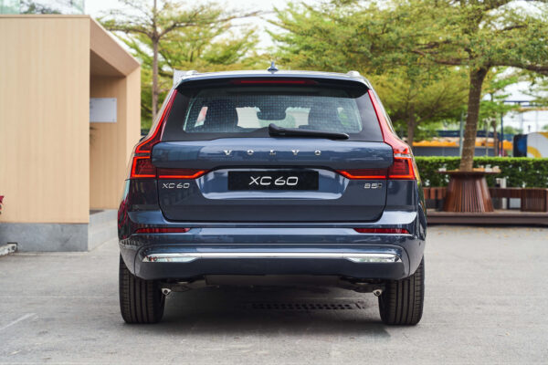 Volvo XC60 Xanh Denim ánh kim (Denim Blue Metallic)