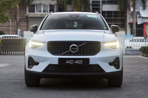 Giá xe XC40 Ultra