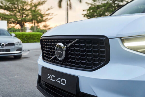 Giá xe XC40 Ultra