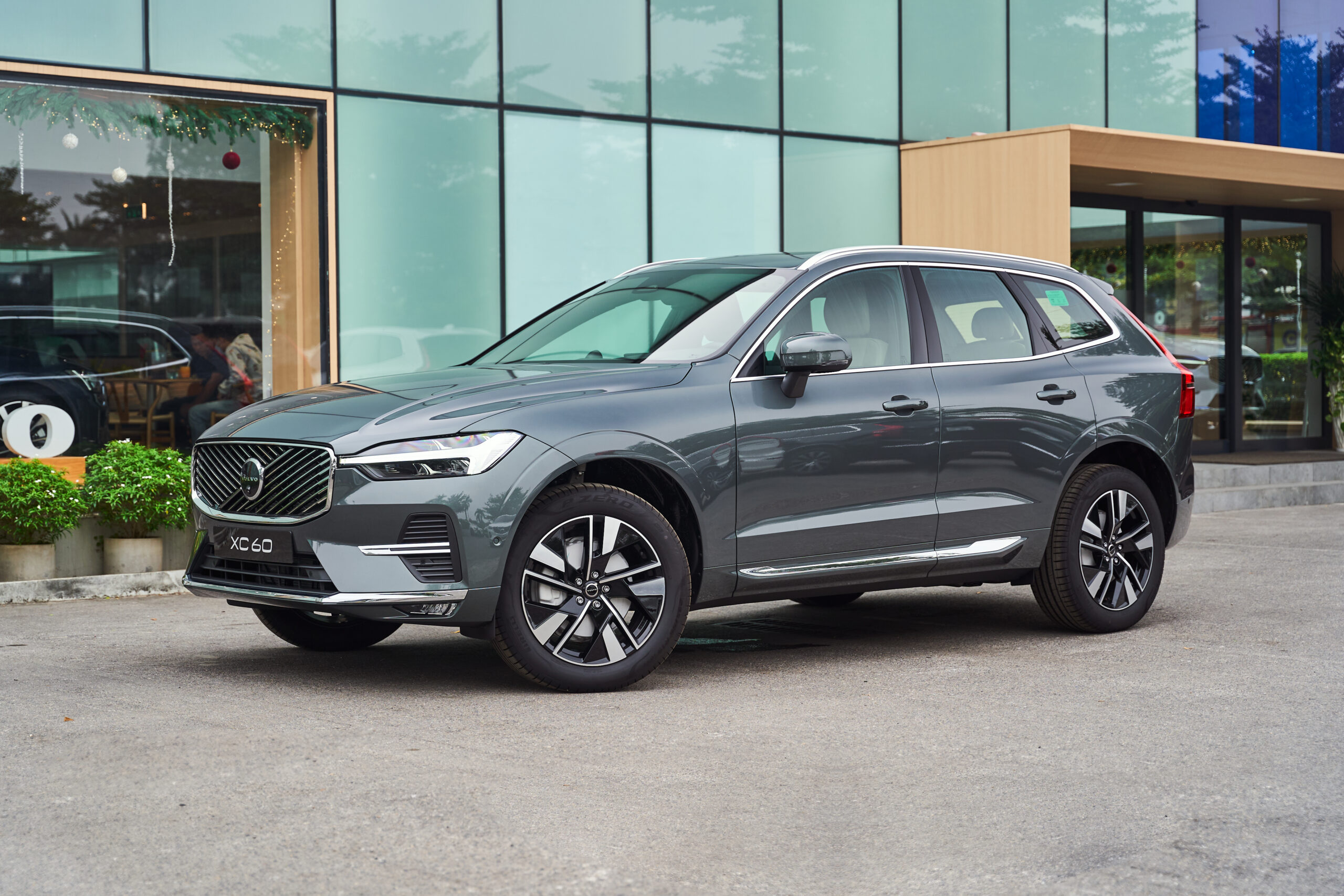 Giá lăn bánh Volvo XC60 Ultra Hưng Yên mới nhất tháng 05/2026