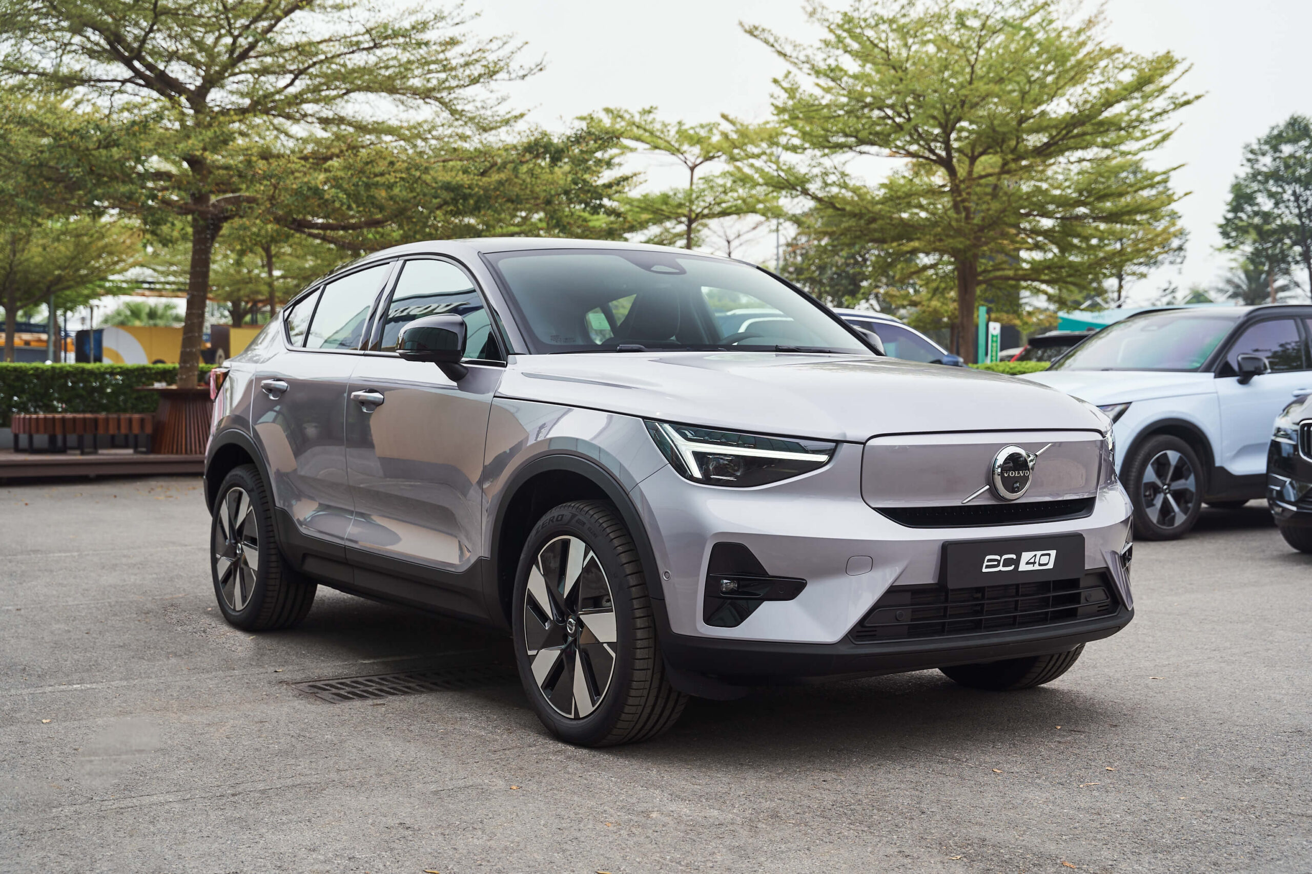 Thiết kế đầu xe Volvo EC40 SUV điện hạng sang Bắc Âu