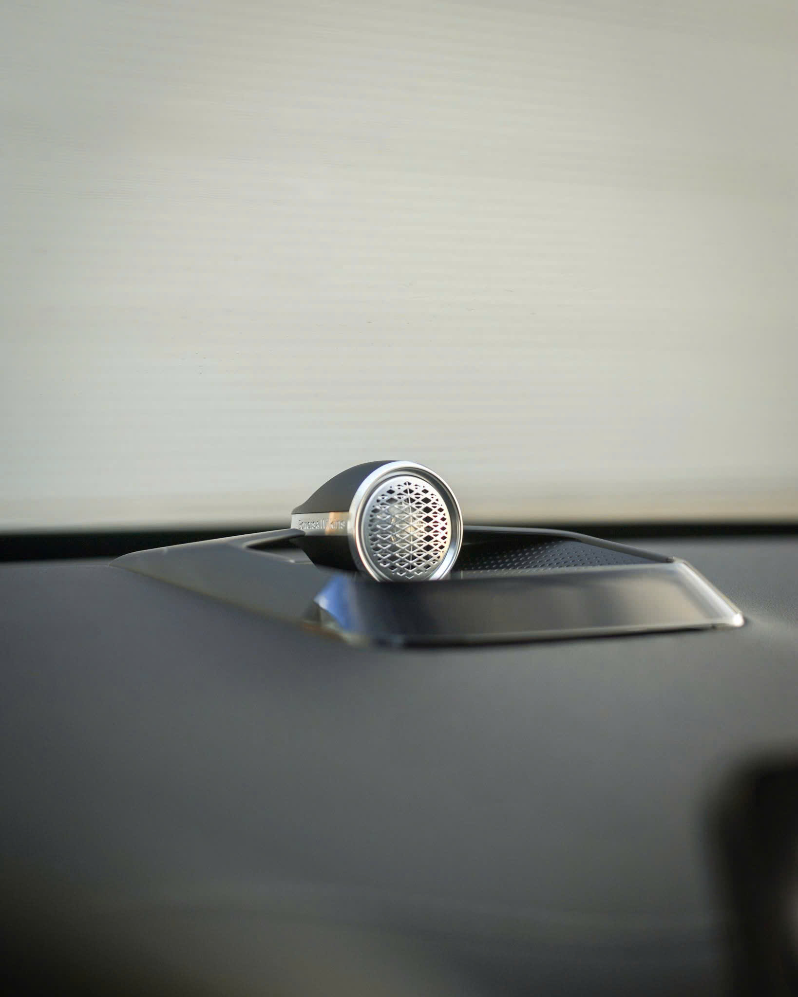 volvo-es90-noi-that.jpg