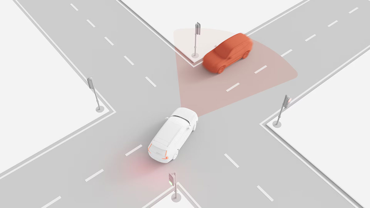 Phanh tự động tại giao lộ khi gặp vật thể chuyện động ngược chiều