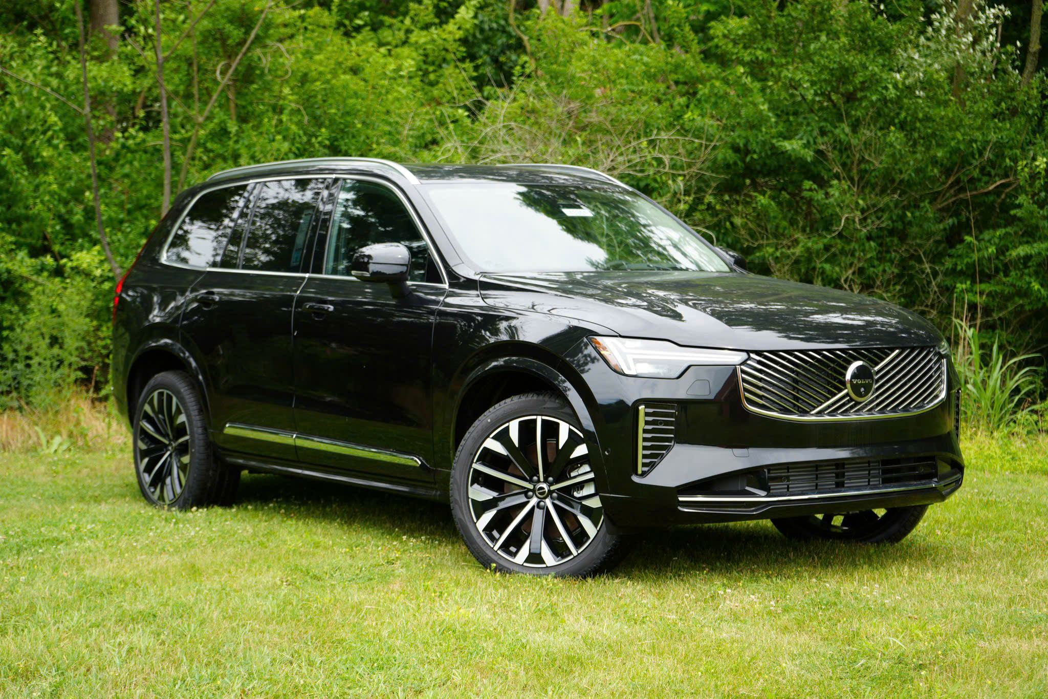 Đừng bỏ lỡ cơ hội tiết kiệm ngay tới 150 triệu đồng khi sở hữu Volvo XC90 Plug-in Hybrid Ultra 2026.